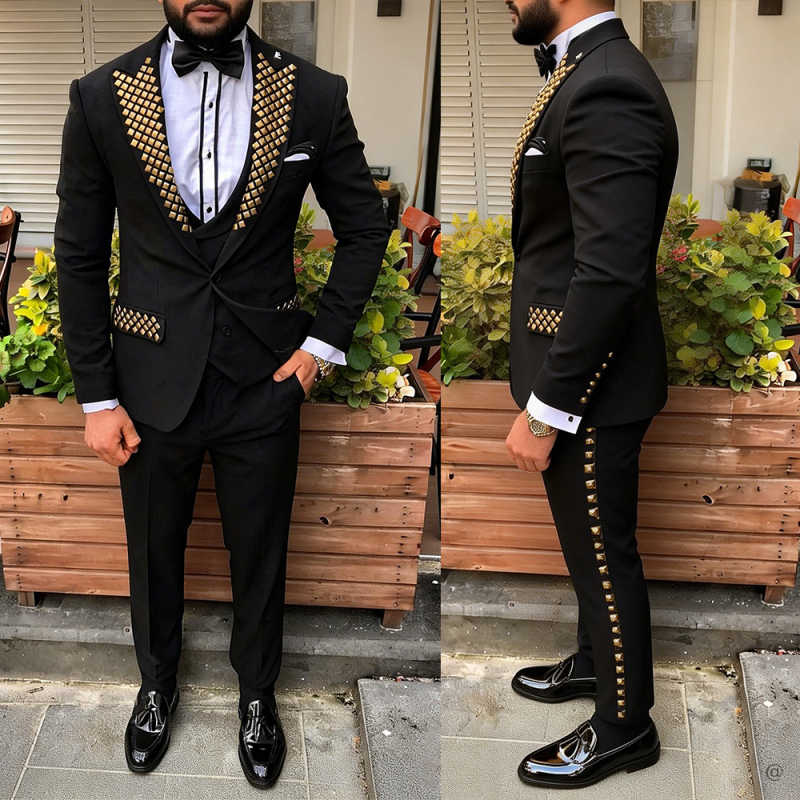 Men Formal Wear Modern - Moderne heren smoking met kraalversierde revers,